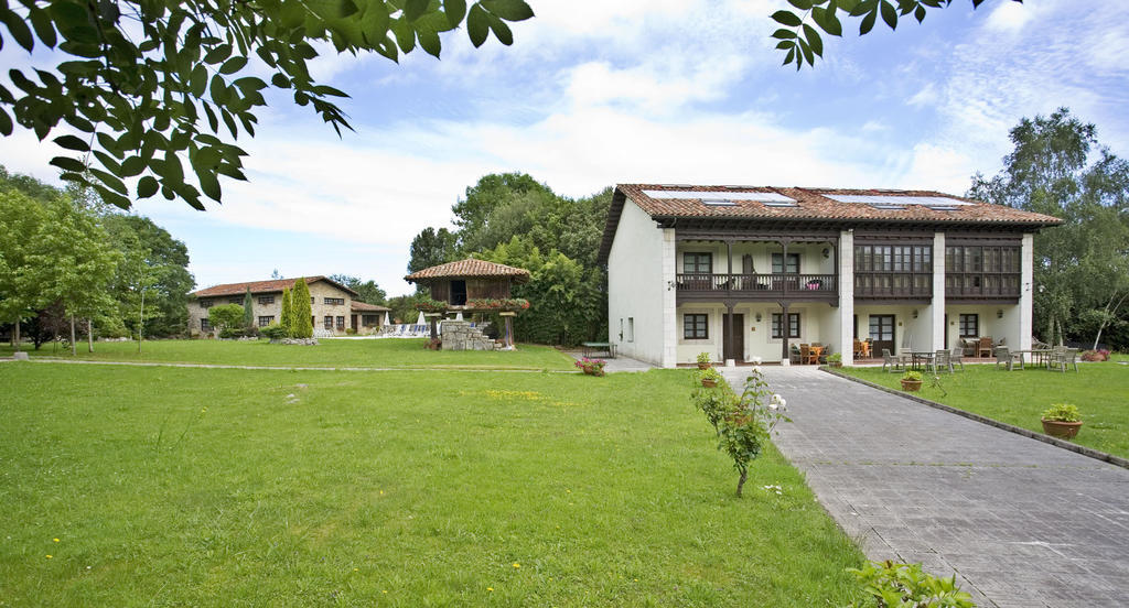 Apartamentos Buga Posada De Llanes Kültér fotó